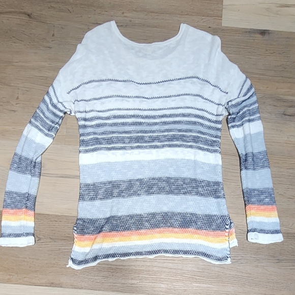 Item and Thread Soft Striped Woven Sweater sz L  (BIN D) - Picture 2 of 5